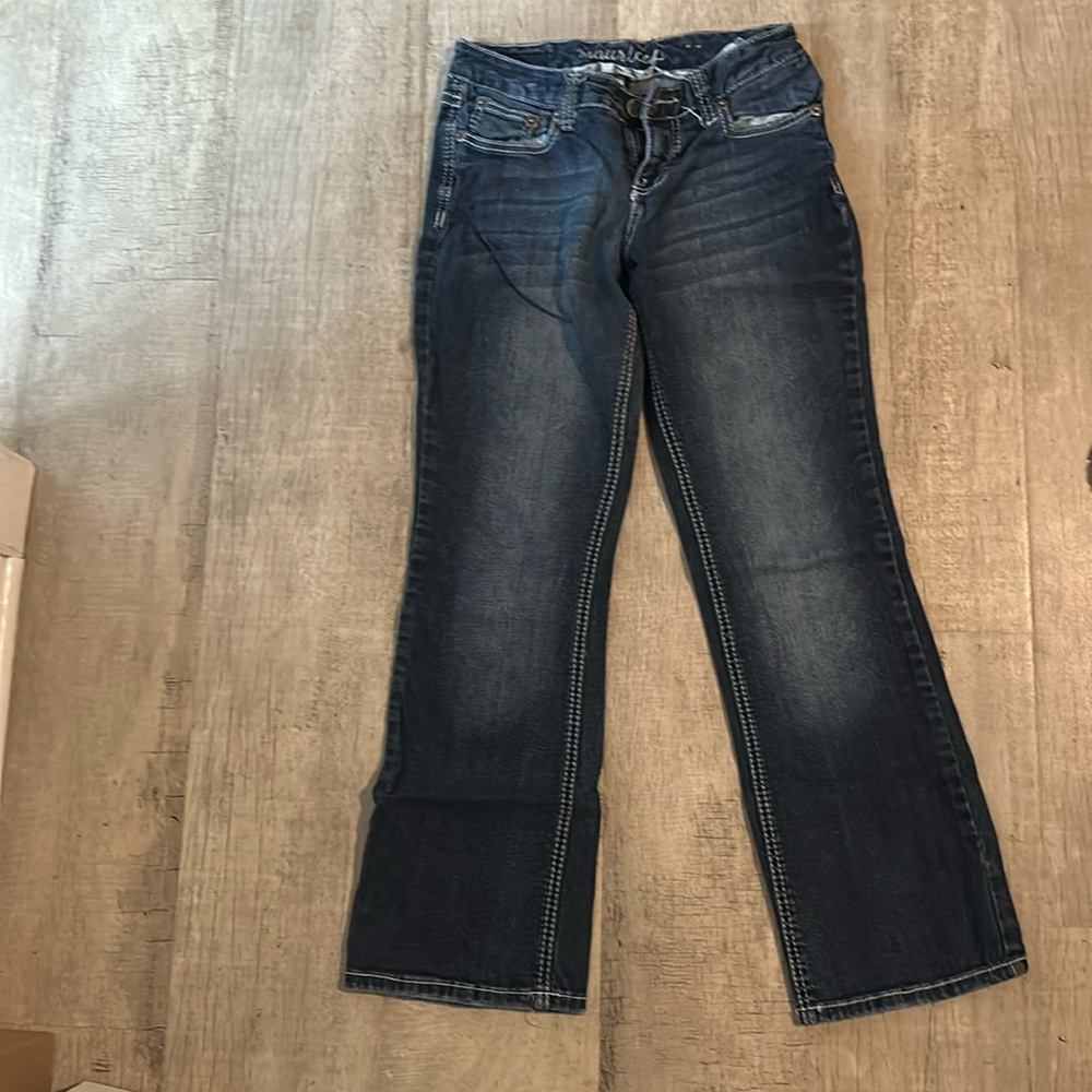 Maurice’s Boot cut low rise, size 1/2 short boot cut jeans